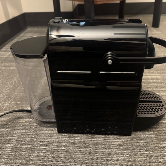 Nespresso Machine - Picture 1 of 2